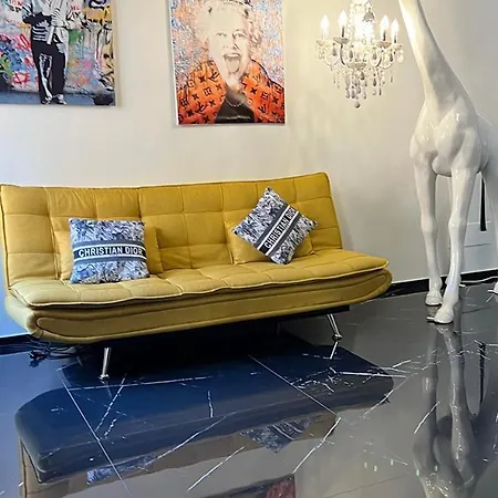 Appartement Urban Jungle Tortellinosuite Modène