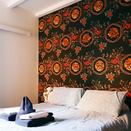 Urban Jungle Tortellinosuite * Modène