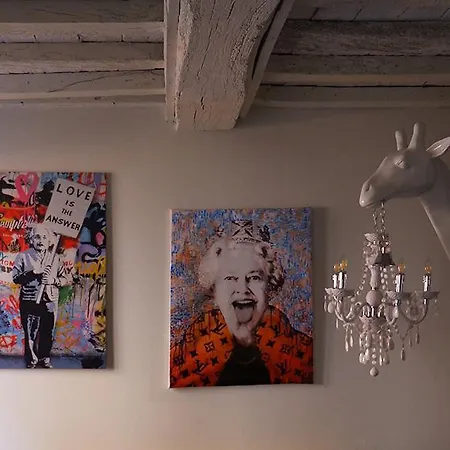 Апартаменты Urban Jungle Tortellinosuite