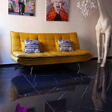 Urban Jungle Tortellinosuite Модена