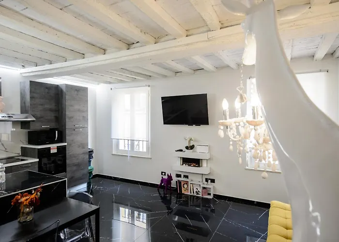 Urban Jungle Tortellinosuite * Modena